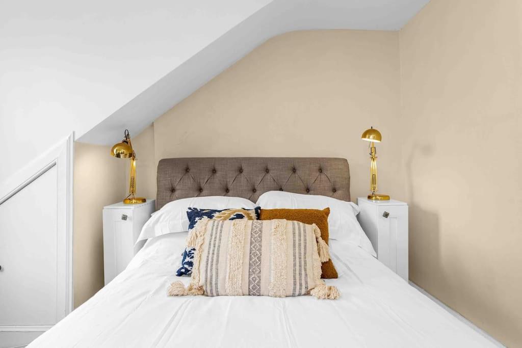 Stylish 1 Bedroom Apartment Edinburgh Luaran gambar